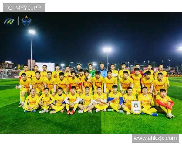 天下足球明星齐聚一堂展现球技魅力与激情的精彩瞬间 天下足球明星齐聚一堂展现球技魅力与激情的精彩瞬间